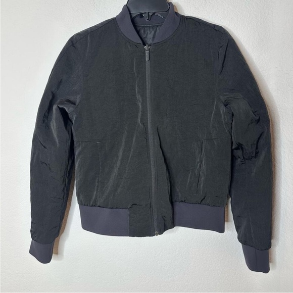 Lululemon Non-Stop Reversible Black Bomber Jacket - Picture 3 of 10